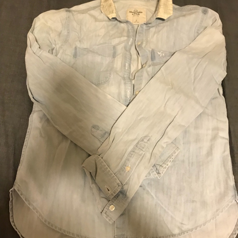 A&F shirt